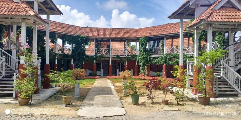 Iz Village Kampung Kuala Besut Eksteriør billede