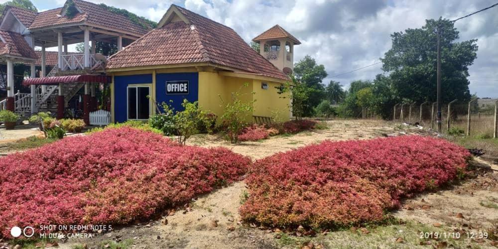 Iz Village Kampung Kuala Besut Eksteriør billede